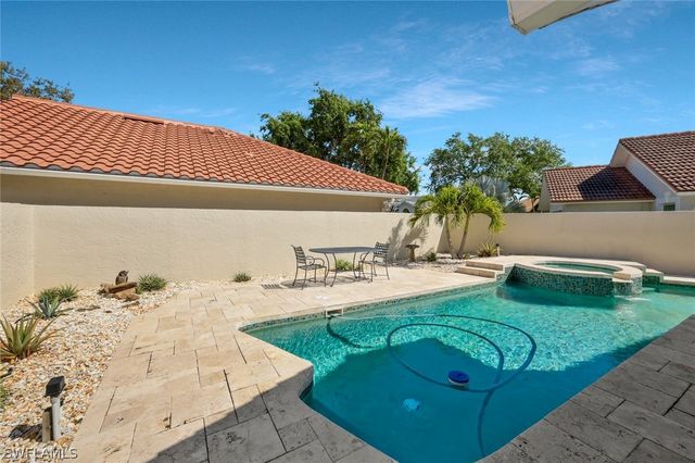 11054 Linnet LN, Naples, FL 34119