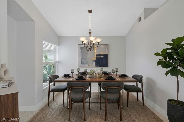 11054 Linnet LN, Naples, FL 34119