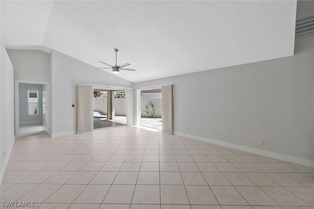 11054 Linnet LN, Naples, FL 34119