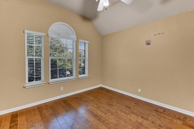2132 Faldo LN, Round Rock, TX 78664