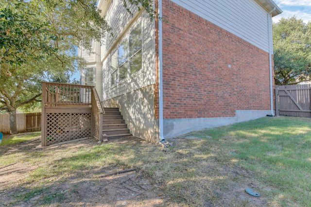2132 Faldo LN, Round Rock, TX 78664