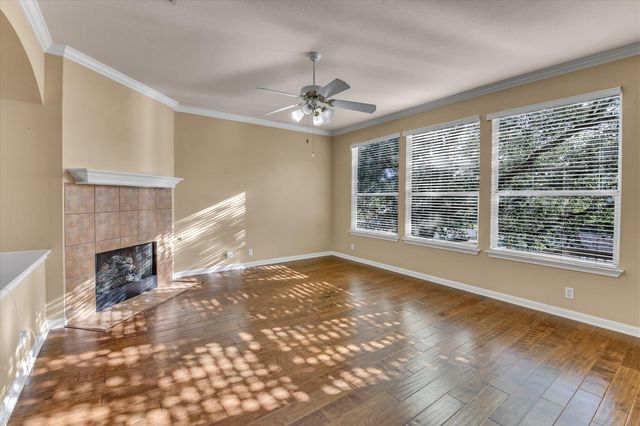 2132 Faldo LN, Round Rock, TX 78664