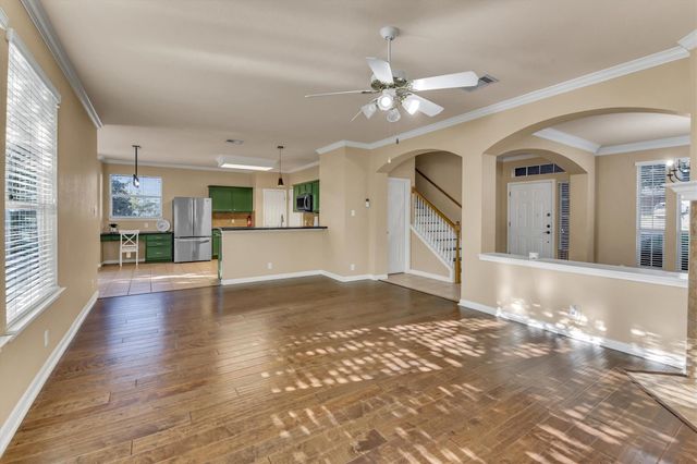 2132 Faldo LN, Round Rock, TX 78664