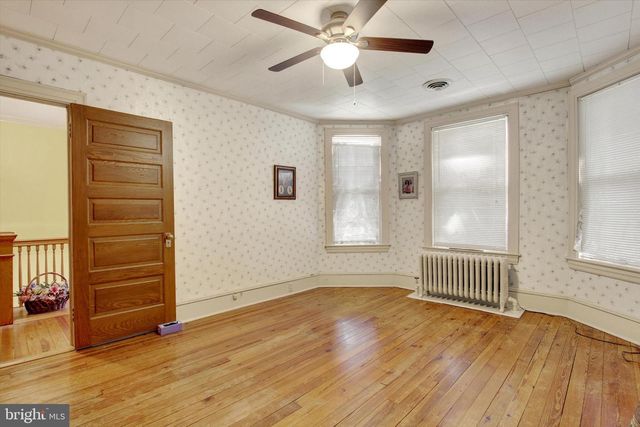 134 N FRANKLIN STREET, Waynesboro, PA 17268
