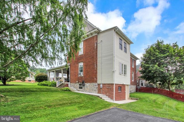 134 N FRANKLIN STREET, Waynesboro, PA 17268