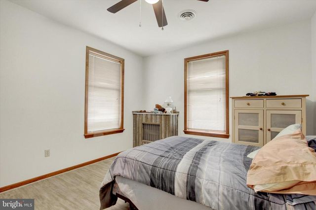 134 N FRANKLIN STREET, Waynesboro, PA 17268
