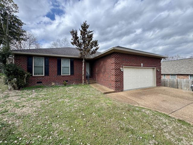202 Oxford Pl, Gallatin, TN 37066