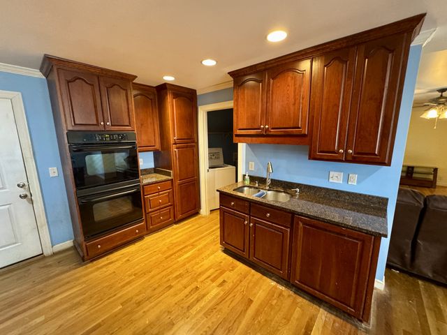 202 Oxford Pl, Gallatin, TN 37066