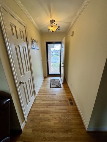 202 Oxford Pl, Gallatin, TN 37066