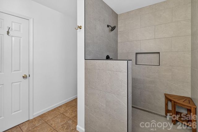 3706 Selwyn Farms Lane 17-3, Charlotte, NC 28209