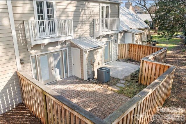 3706 Selwyn Farms Lane 17-3, Charlotte, NC 28209