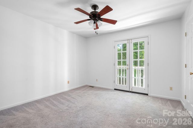 3706 Selwyn Farms Lane 17-3, Charlotte, NC 28209