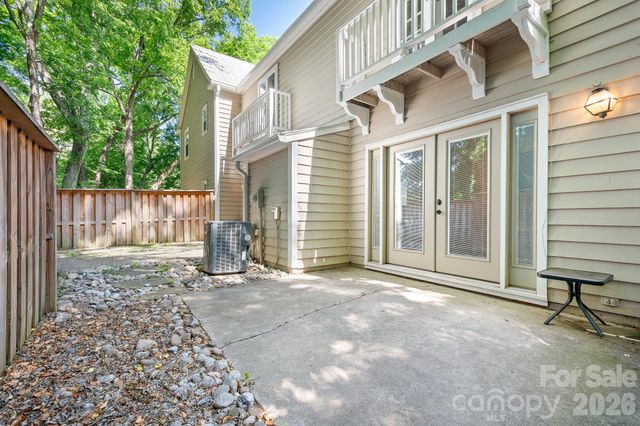 3706 Selwyn Farms Lane 17-3, Charlotte, NC 28209