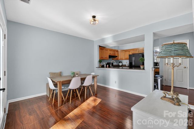 3706 Selwyn Farms Lane 17-3, Charlotte, NC 28209