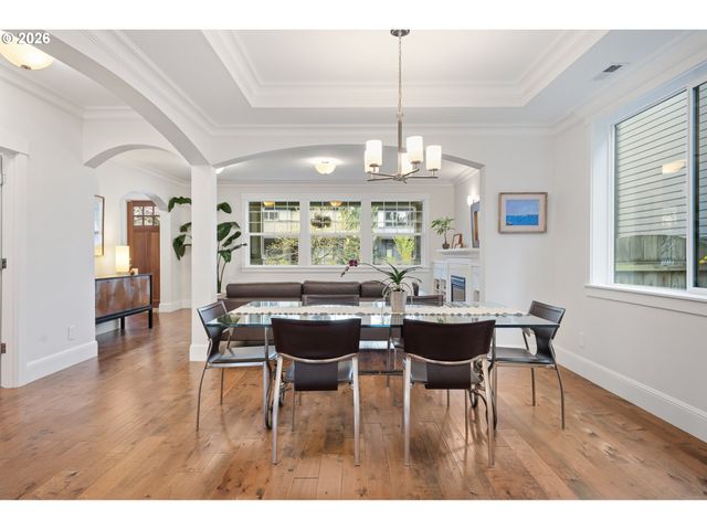 3803 Se NEHALEM St, Portland, OR 97202