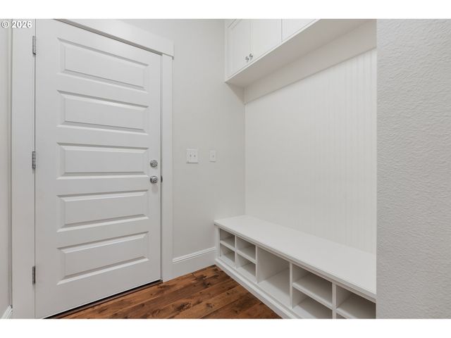 3803 Se NEHALEM St, Portland, OR 97202