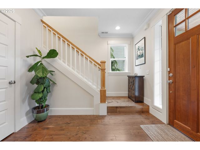 3803 Se NEHALEM St, Portland, OR 97202