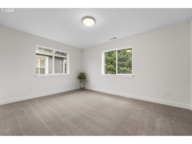 3803 Se NEHALEM St, Portland, OR 97202