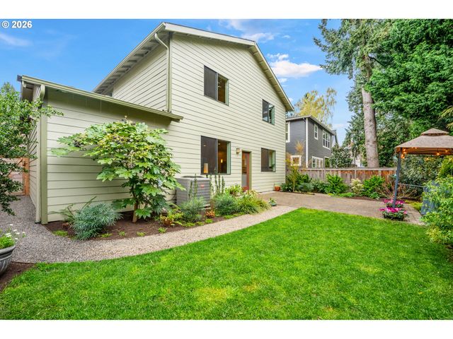 3803 Se NEHALEM St, Portland, OR 97202