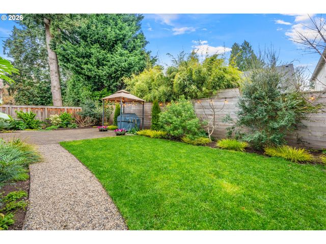 3803 Se NEHALEM St, Portland, OR 97202