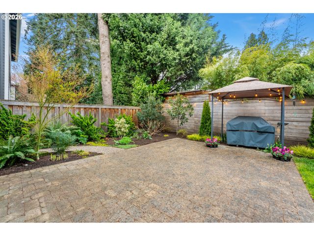 3803 Se NEHALEM St, Portland, OR 97202
