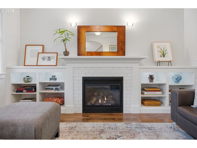 3803 Se NEHALEM St, Portland, OR 97202