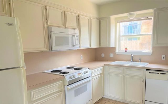 15125 Leeward Dr 2, Corpus Christi, TX 78418