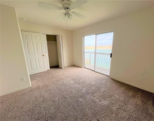 15125 Leeward Dr 2, Corpus Christi, TX 78418