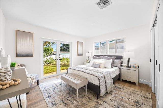 3400 NE 17th Way, Oakland Park, FL 33334