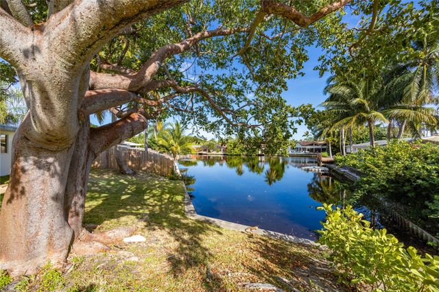 3400 NE 17th Way, Oakland Park, FL 33334