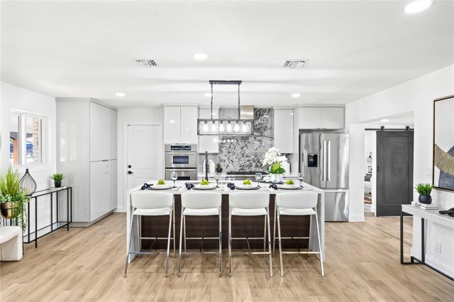 3400 NE 17th Way, Oakland Park, FL 33334