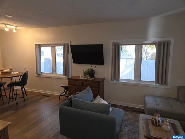 1242 Pawnee Street, Lincoln, NE 68502