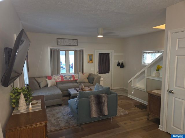 1242 Pawnee Street, Lincoln, NE 68502