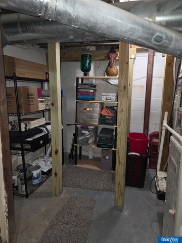 1242 Pawnee Street, Lincoln, NE 68502