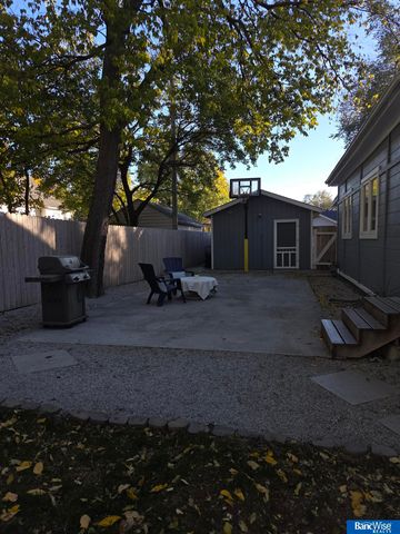 1242 Pawnee Street, Lincoln, NE 68502