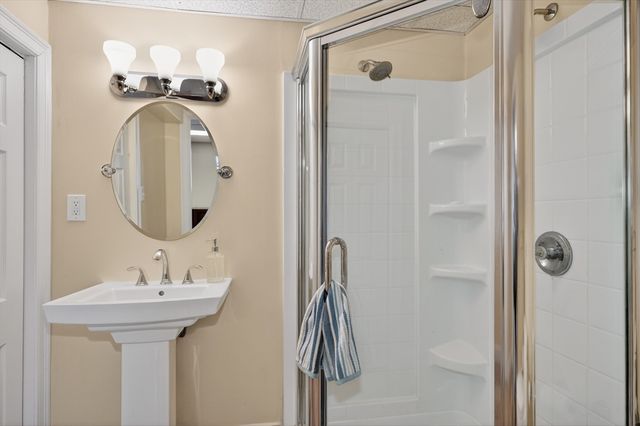 280 Sewall St, Boylston, MA 01505