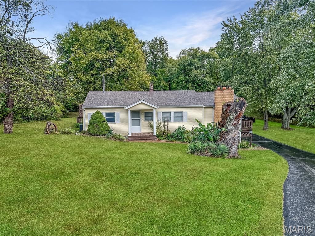 2710 Keebler Road, Maryville, IL 62062
