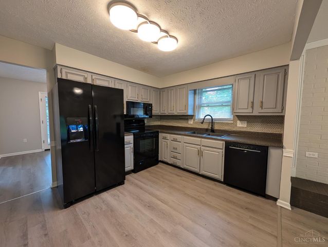 7244 Hollywood Drive, West Chester, OH 45069