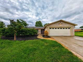 7244 Hollywood Drive, West Chester, OH 45069