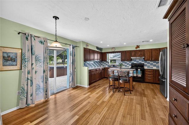 1305 GREENFIELD CIRCLE, Venice, FL 34292
