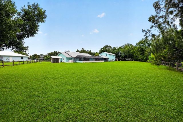 1305 GREENFIELD CIRCLE, Venice, FL 34292