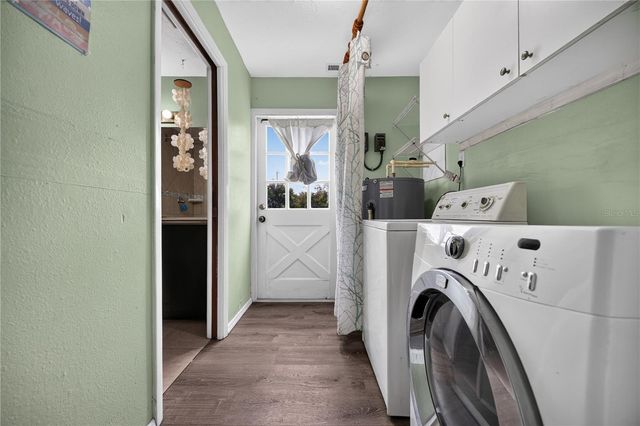 1305 GREENFIELD CIRCLE, Venice, FL 34292