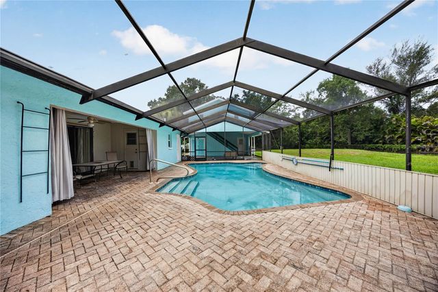 1305 GREENFIELD CIRCLE, Venice, FL 34292
