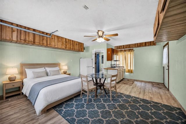 1305 GREENFIELD CIRCLE, Venice, FL 34292