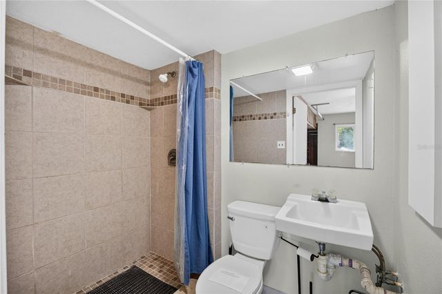 1305 GREENFIELD CIRCLE, Venice, FL 34292