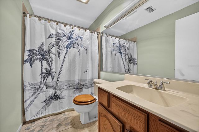 1305 GREENFIELD CIRCLE, Venice, FL 34292