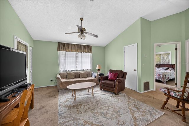 1305 GREENFIELD CIRCLE, Venice, FL 34292