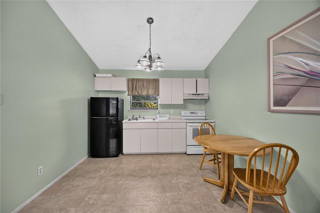 1305 GREENFIELD CIRCLE, Venice, FL 34292