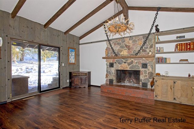 2291 20 Mile Road, Kent City, MI 49330