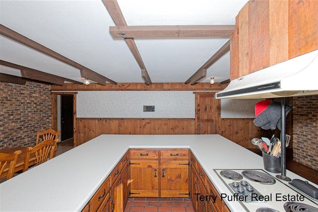 2291 20 Mile Road, Kent City, MI 49330